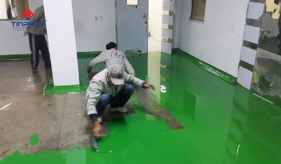 Bả-tràn-sau-khi-lăn-lót-sàn