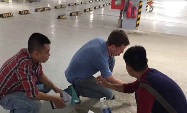 Cần xử lý bề mặt cần sơn thật kĩ