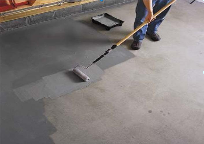 Tiến hành thi công sơn bằng phương pháp lăn rulo