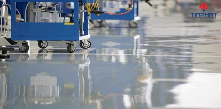Thi công sơn sàn với dòng sơn Epoxy Rainbow gốc nước