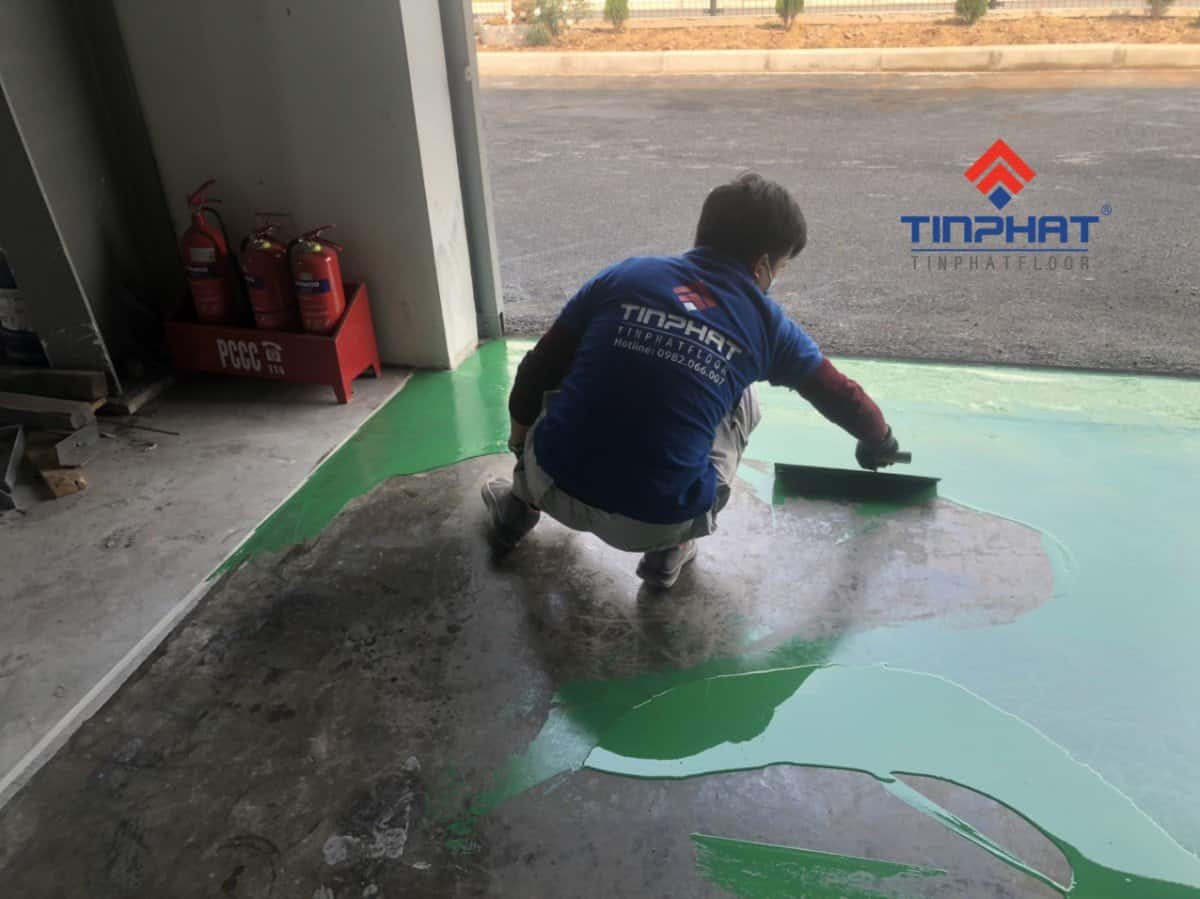 Thi công sơn Epoxy tự san phẳng