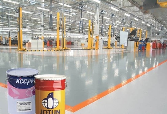 Chi phí sơn Epoxy thường cao hơn các dòng sơn lăn phủ gia dụng thông thường