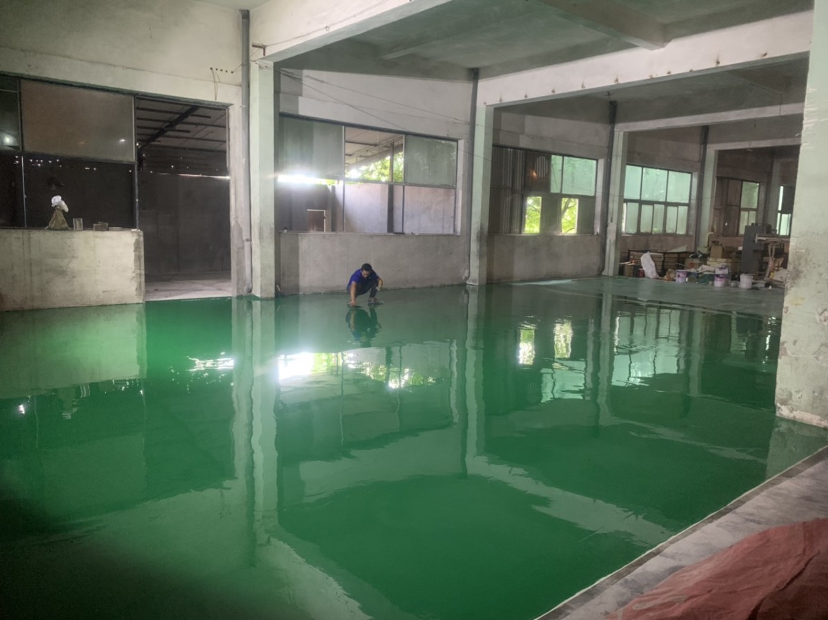 Bề mặt sàn sau khi thi công sơn lót chống thấm