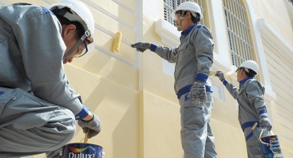 Thao tác thi công lăn sơn 