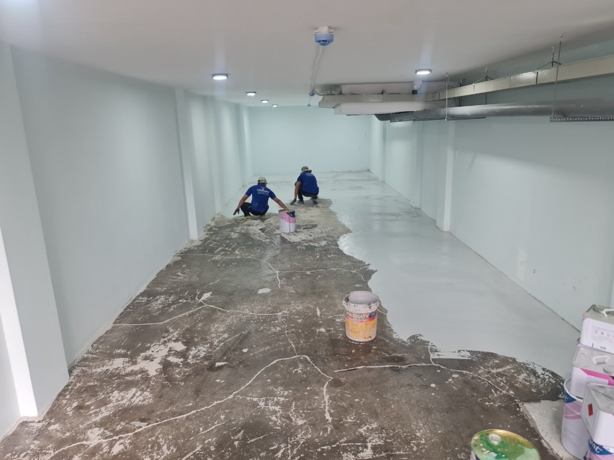 gia-thi-cong-son-nen-epoxy