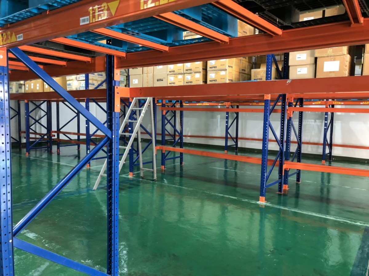 gia-thi-cong-son-pu-nha-xuong