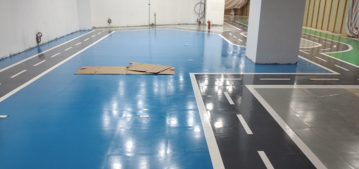 gia-thi-cong-son-nen-epoxy