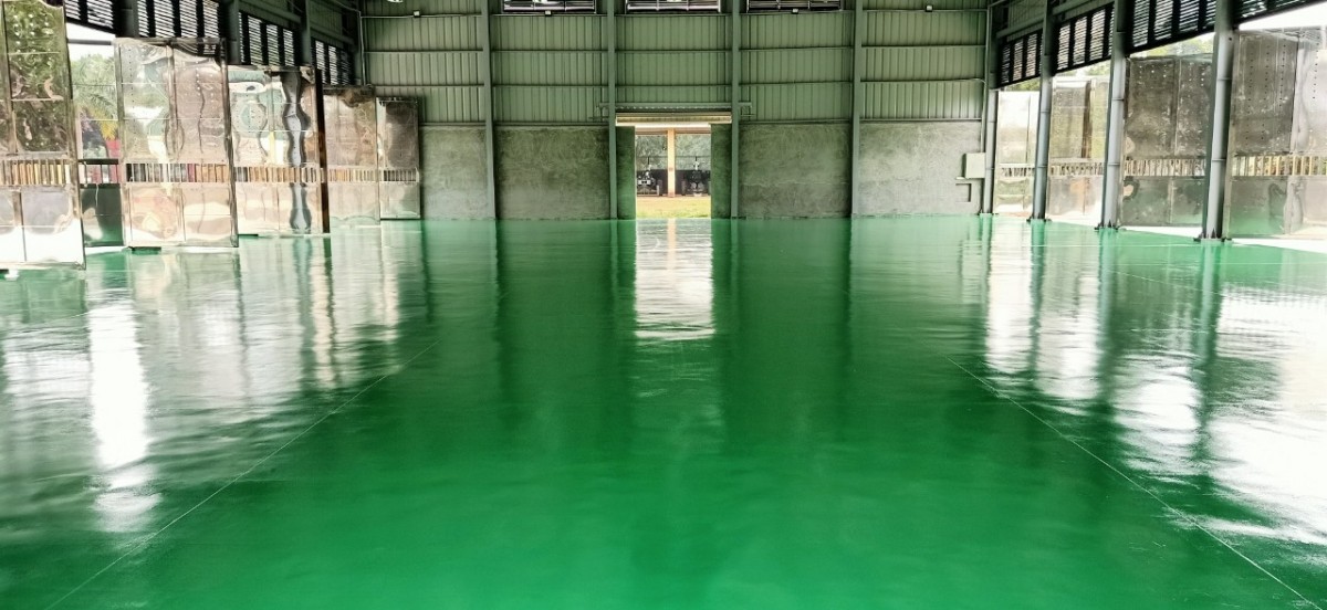 gia-thi-cong-son-nen-epoxy-2