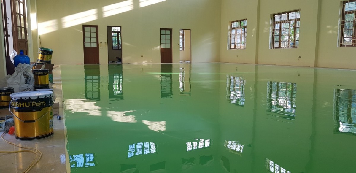 gia-thi-cong-son-nen-epoxy-2