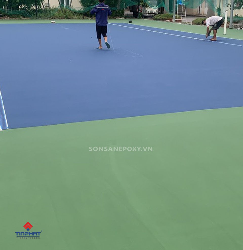 kẻ vạch sân tennis