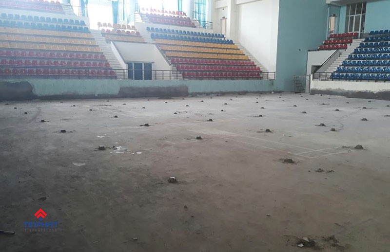 Thi công bề mặt sân cầu lông