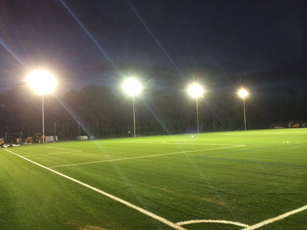 Thi công sân cỏ nhân tạo