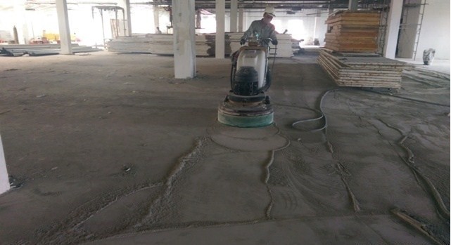 thue-may-mai-san-be-tong-da-nang