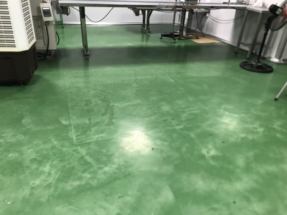 gia-sua-san-epoxy-bi-rop-