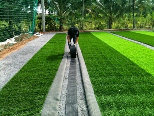 Thi công sân bóng thể thao