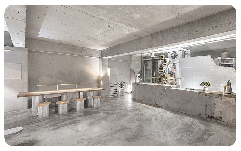 quy-trinh-thi-cong-san-epoxy-gia-be-tong-cho-quan-ca-phe-chi-tie