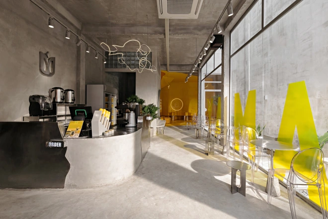 quy-trinh-thi-cong-san-epoxy-gia-be-tong-cho-quan-ca-phe-chi-tie