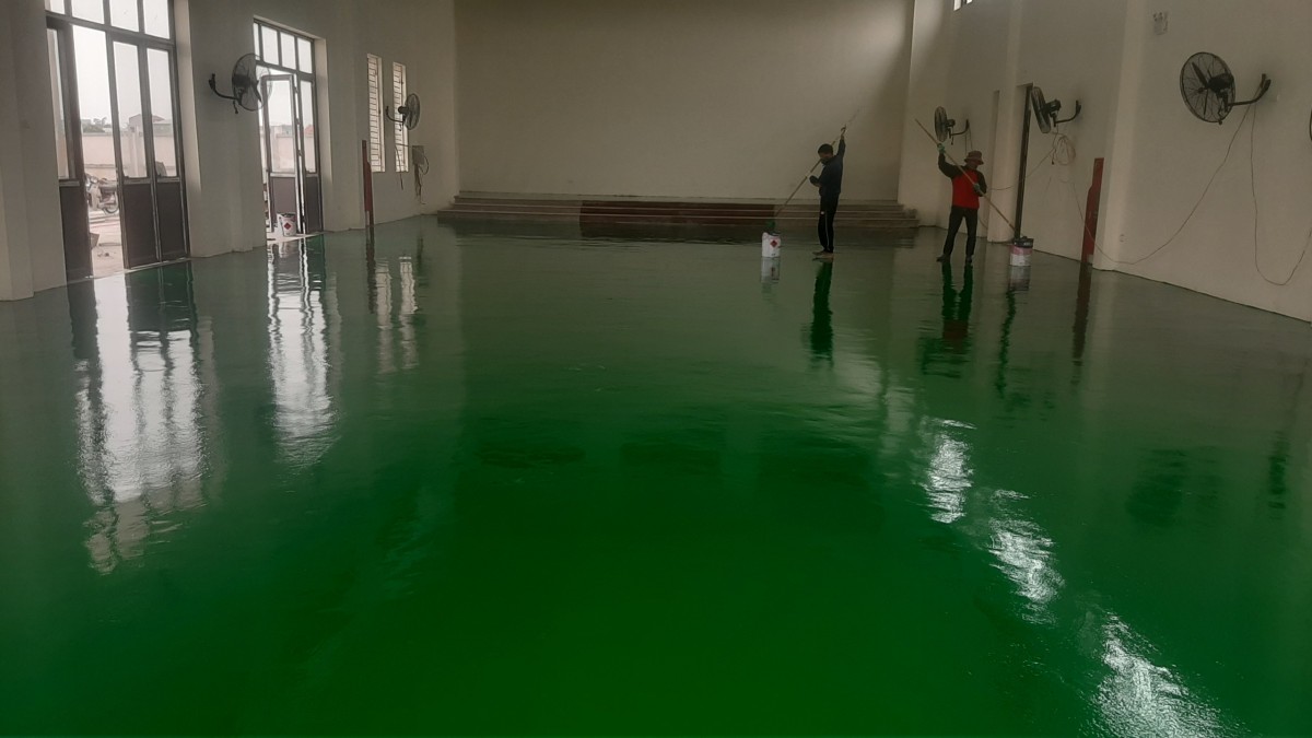 gia-thi-cong-son-nen-epoxy-2