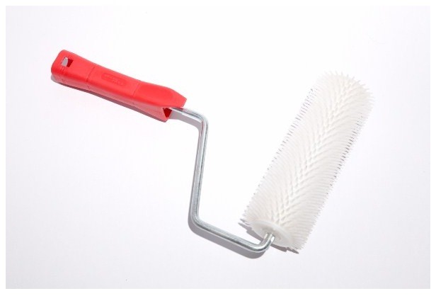 Con lăn gai phá bọt khí