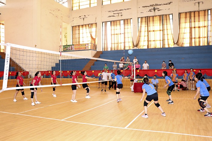 kich-thuoc-san-bong-chuyen-hoi