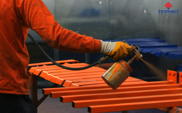 son-phu-Pu-cho-kim-loai 