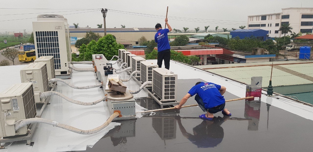 chong-tham-san-thuong-bang-son-epoxy-2