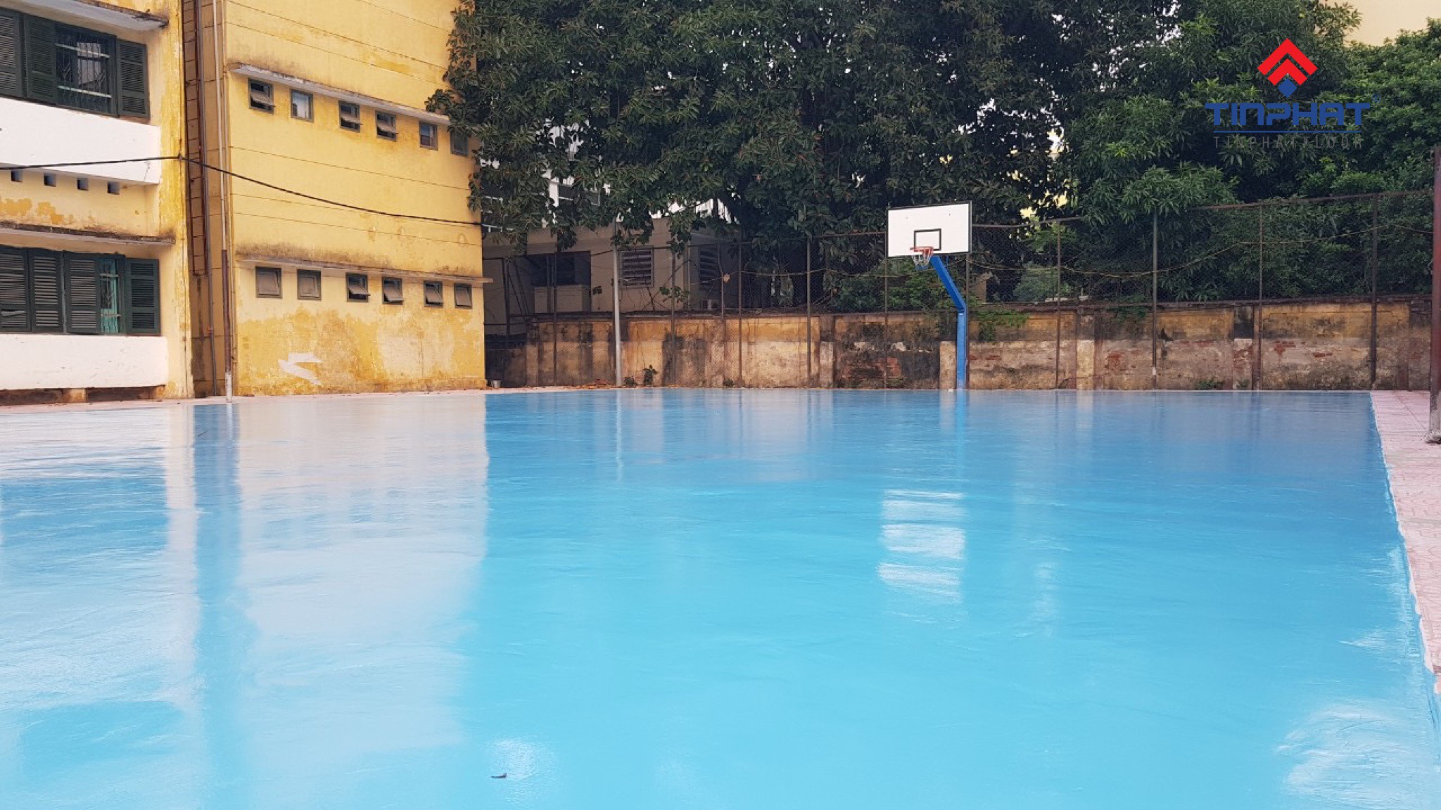 giá sơn chống thấm ngoài trời