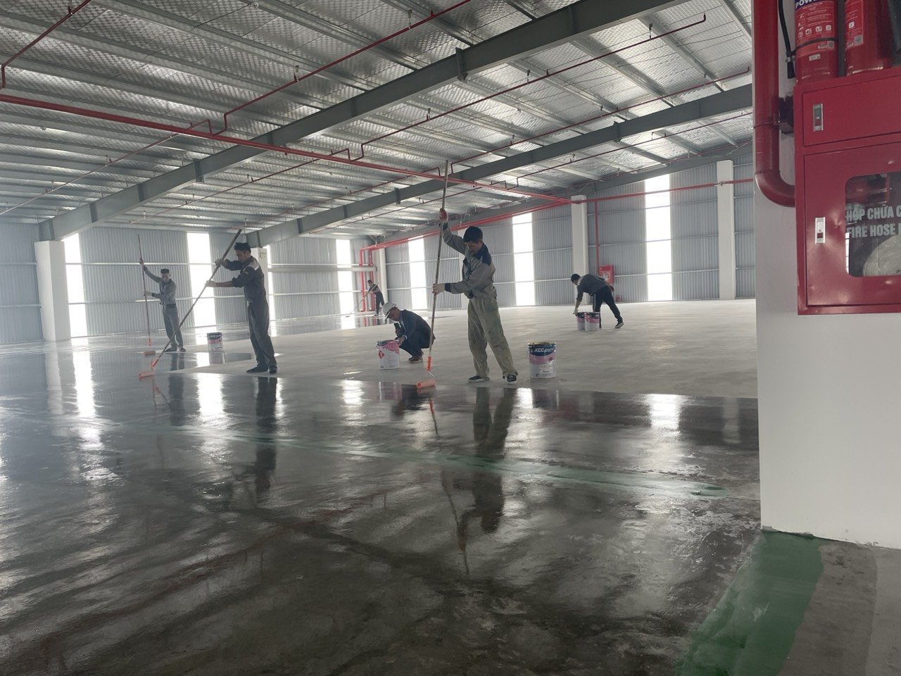 sơn kiềm chống thấm