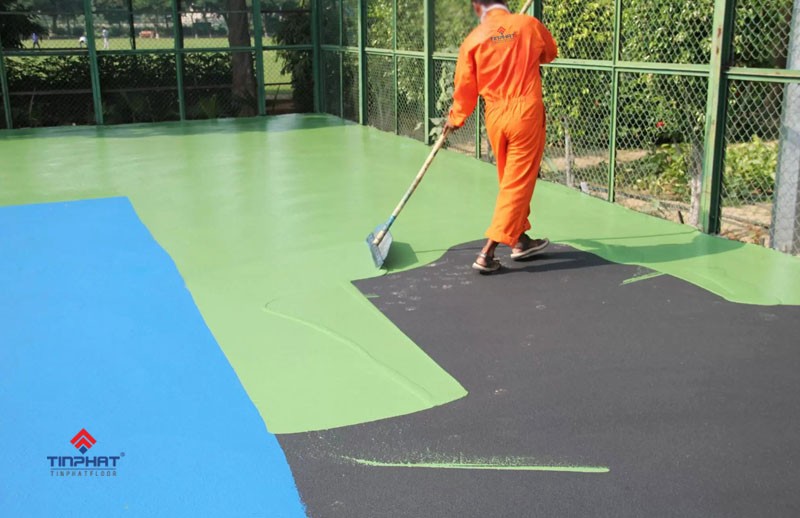 sân cầu lông trong nhà