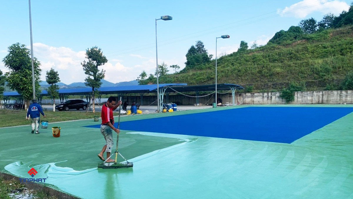 Thi công sơn sân thể thao